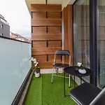 Bellatrix Suite With Parking-Tractoru Coresi
